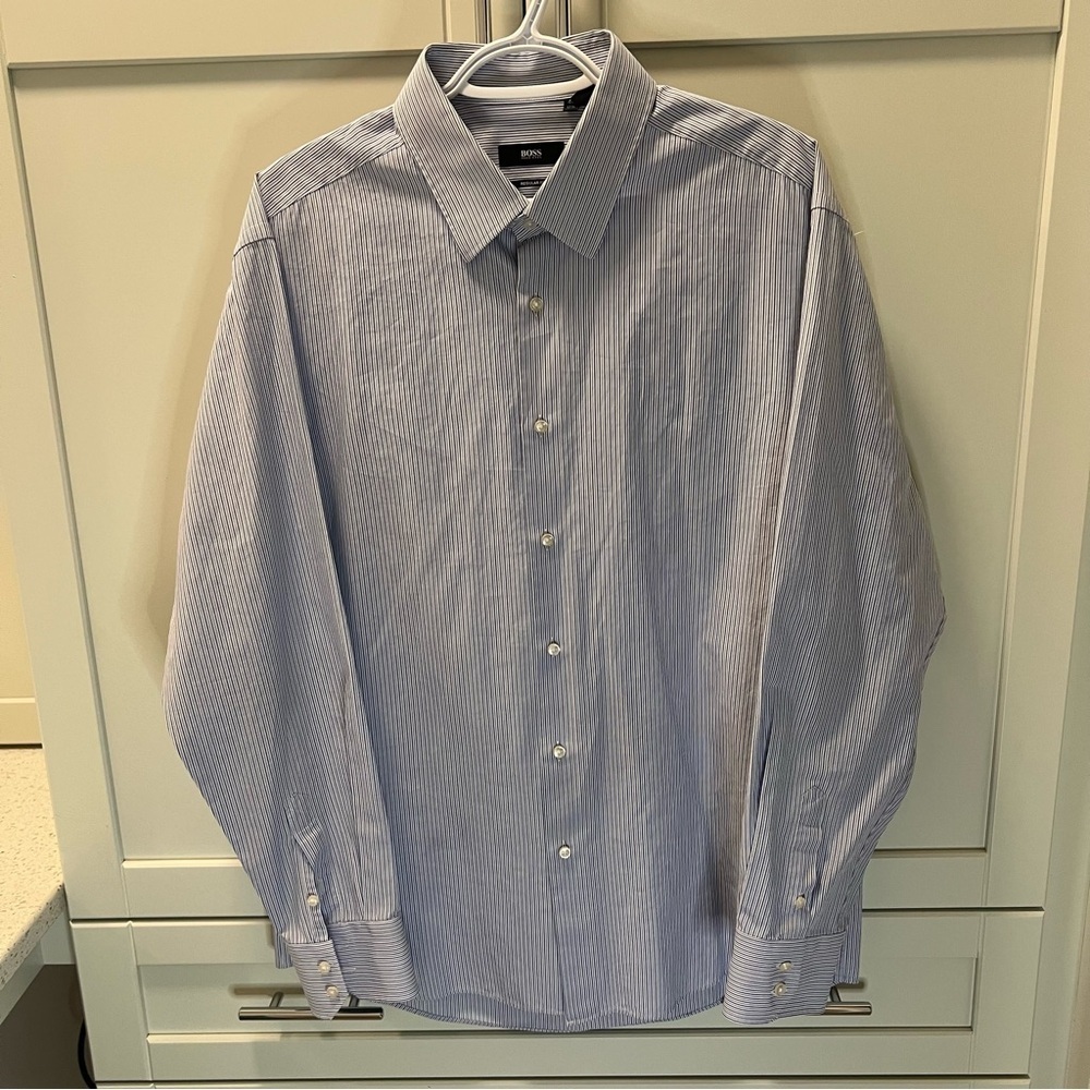 HUGO BOSS Light Blue and Grey Striped Dress Shirt Men's Size XL (44, 17.5)